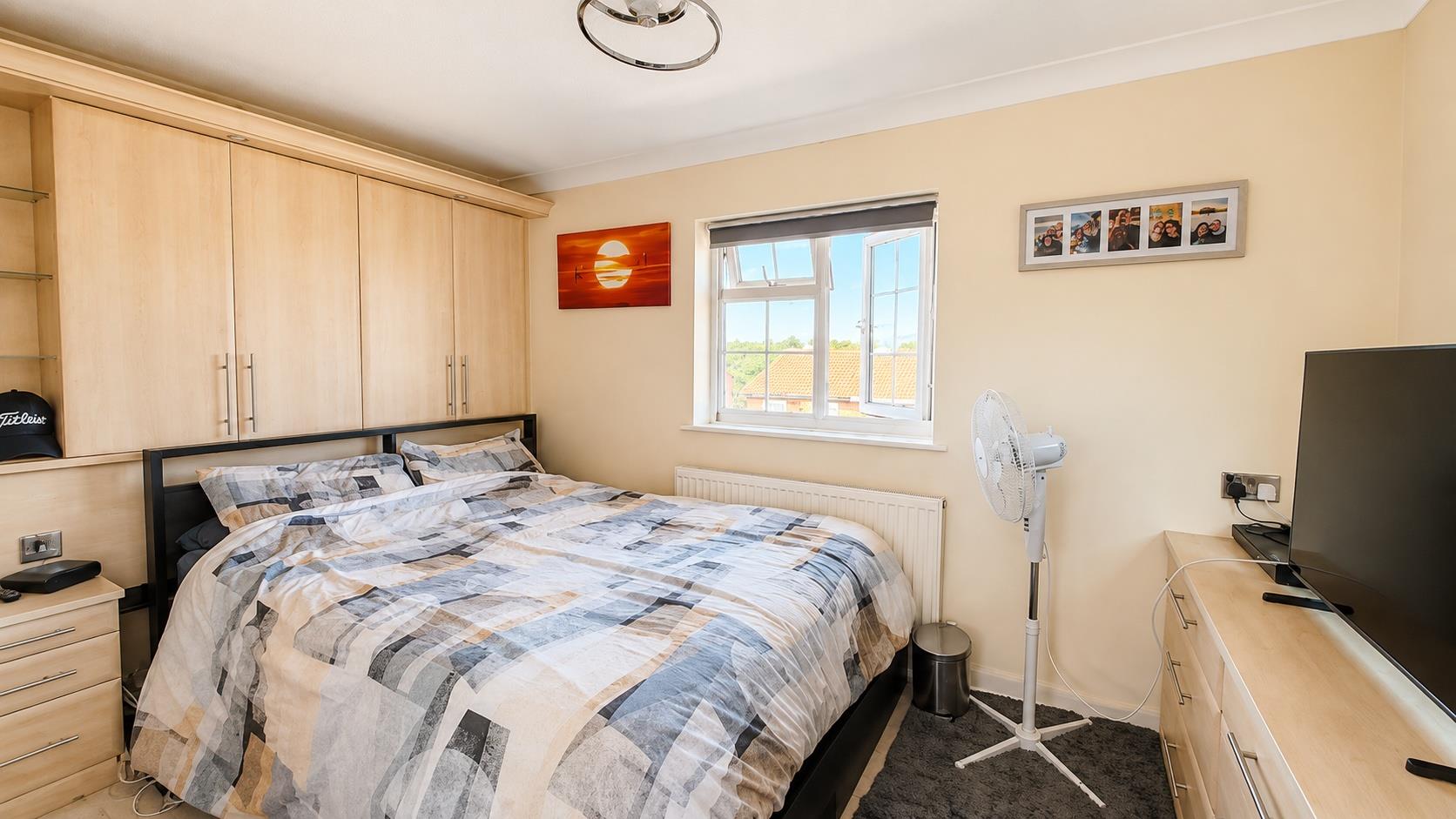 2 bed property in Muirfield Rise, St. Leonards-On-Sea